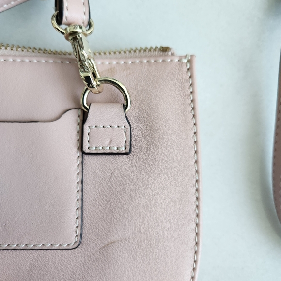 Lo & Sons Waverley 2 Pink Rose Quartz crossbody / wristlet / belt bag w/ gold hw - Picture 11 of 12